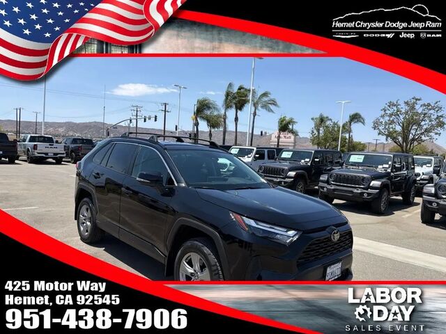 2025 Toyota RAV4 XLE