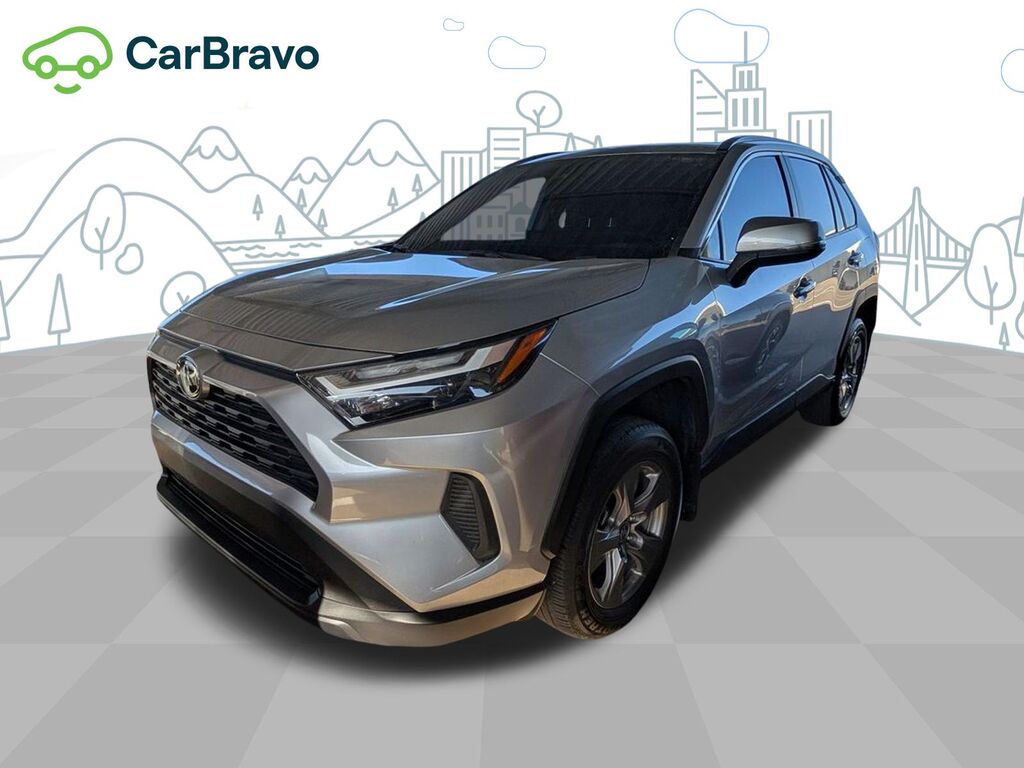 2024 Toyota RAV4 XLE — photo 1 of 6