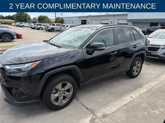 2024 Toyota RAV4 XLE — photo 1 of 13