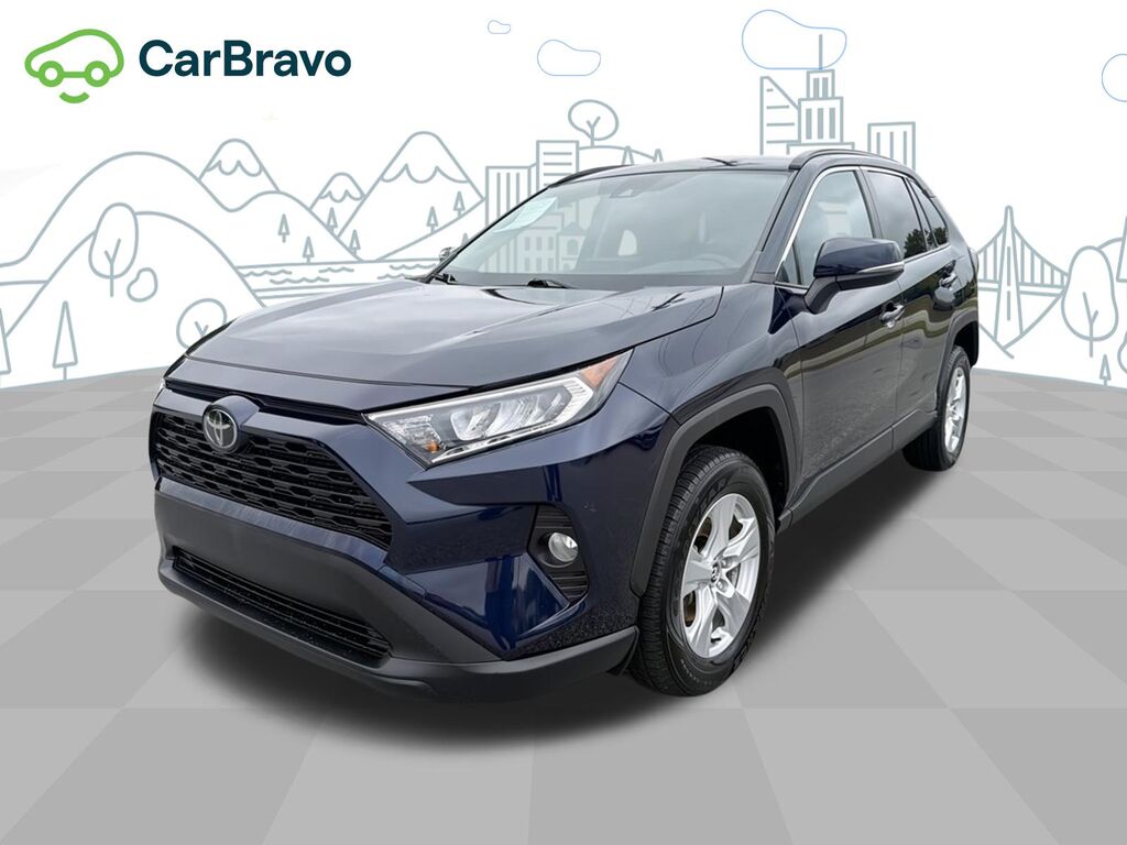 2020 Toyota RAV4 XLE — photo 1 of 7