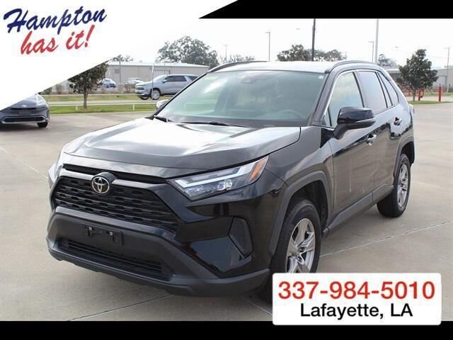 2023 Toyota RAV4 XLE — photo 1 of 101