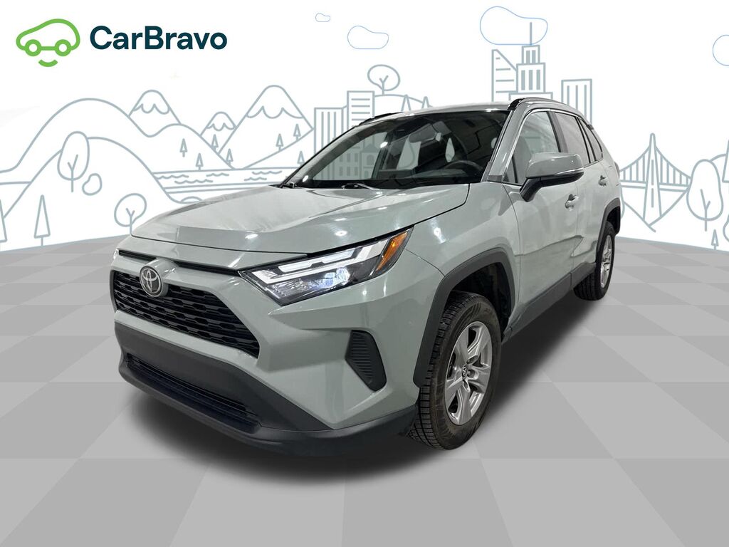 2023 Toyota RAV4 XLE — photo 1 of 6