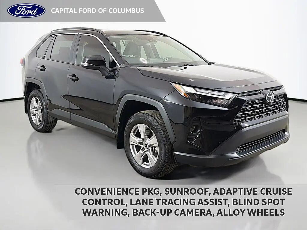 2025 Toyota RAV4 XLE — photo 1 of 11