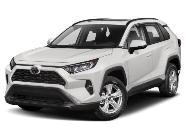 2020 Toyota RAV4 XLE — photo 1 of 1