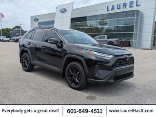 2023 Toyota RAV4 XLE — photo 1 of 13