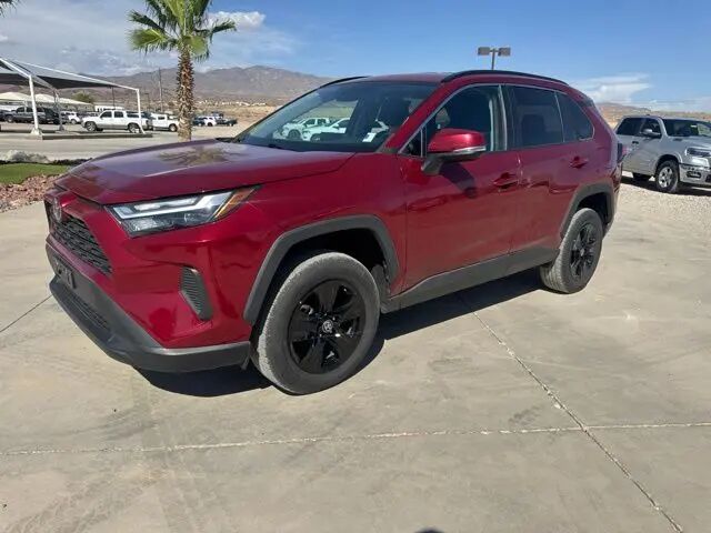 2023 Toyota RAV4 XLE — photo 1 of 13