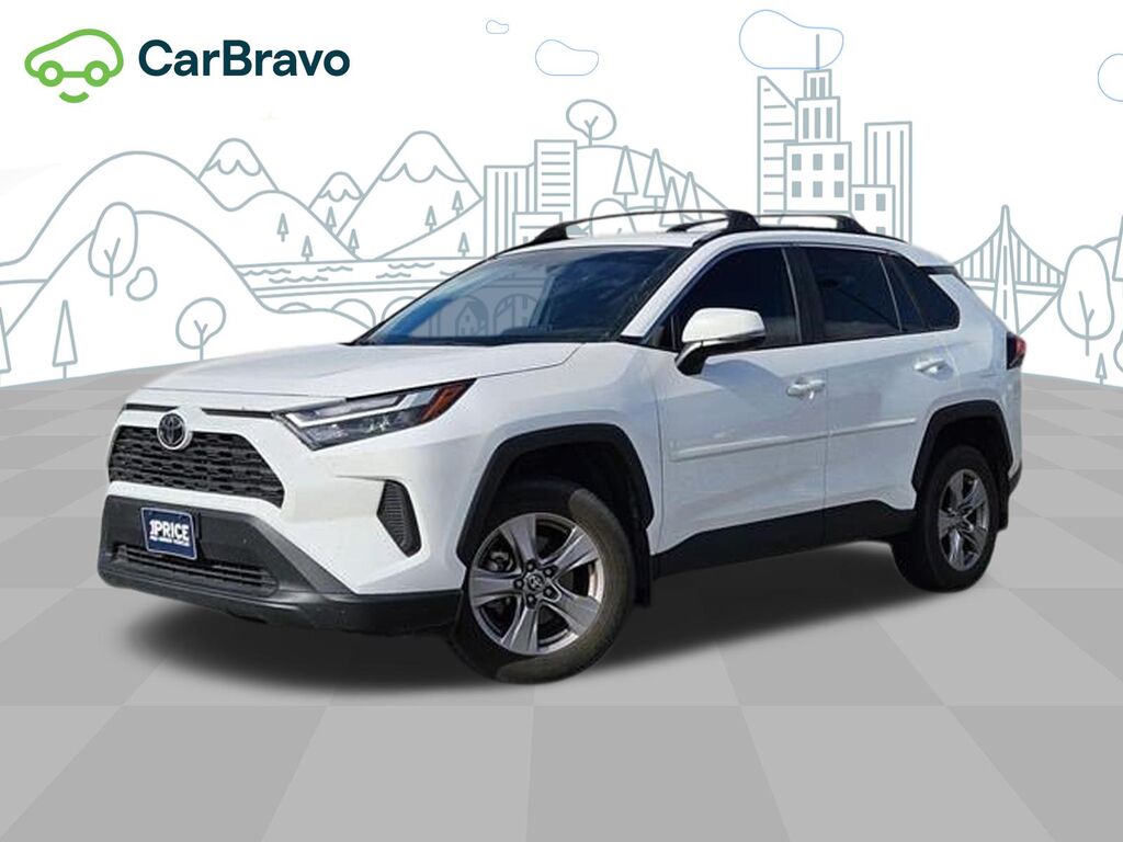 2025 Toyota RAV4 XLE — photo 1 of 7