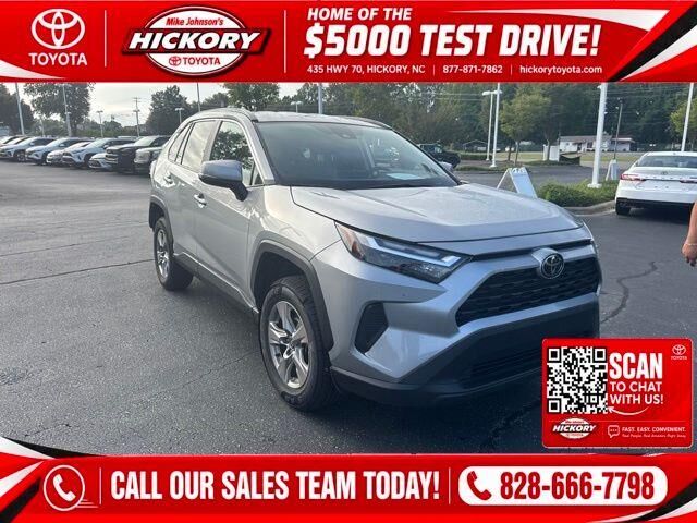 2025 Toyota RAV4 XLE — photo 1 of 13
