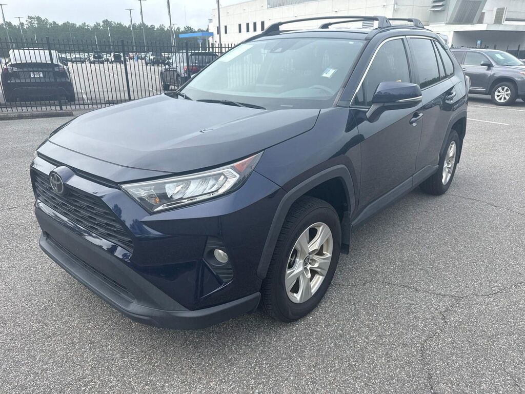 2021 Toyota RAV4 XLE — photo 1 of 26