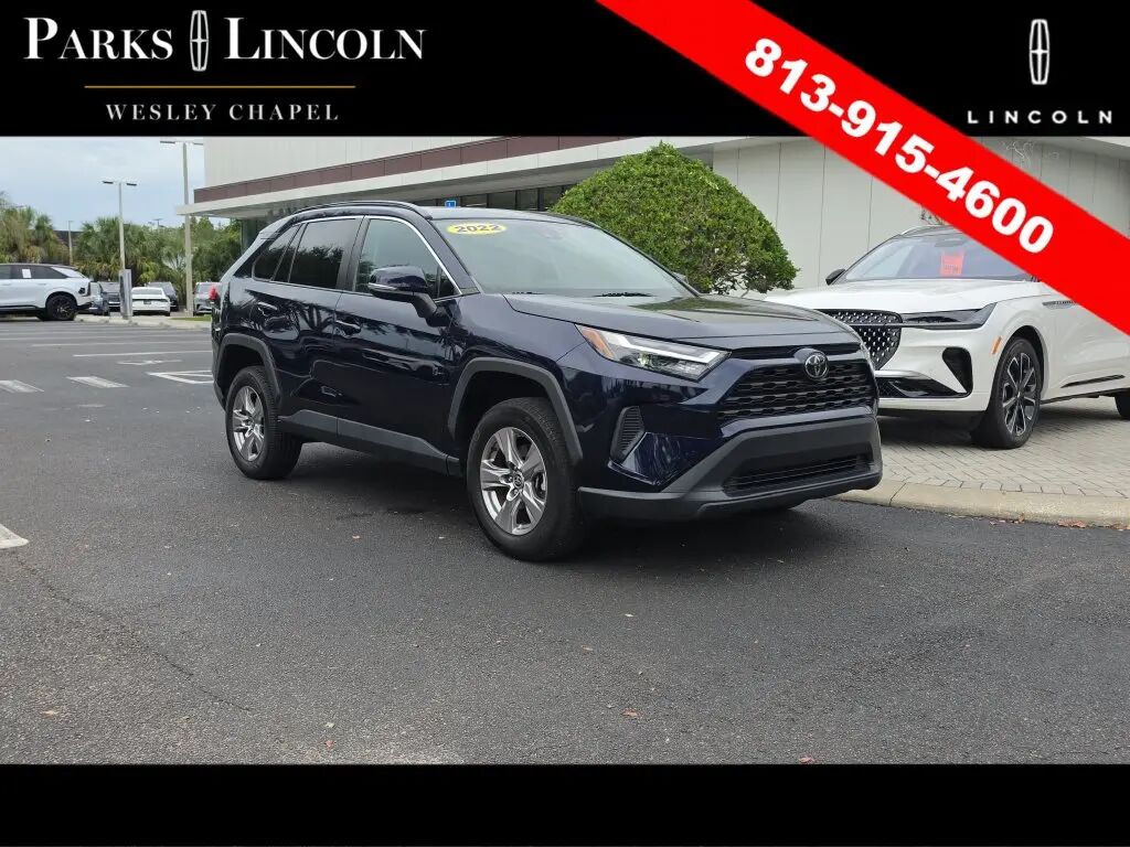 2022 Toyota RAV4 XLE — photo 1 of 13