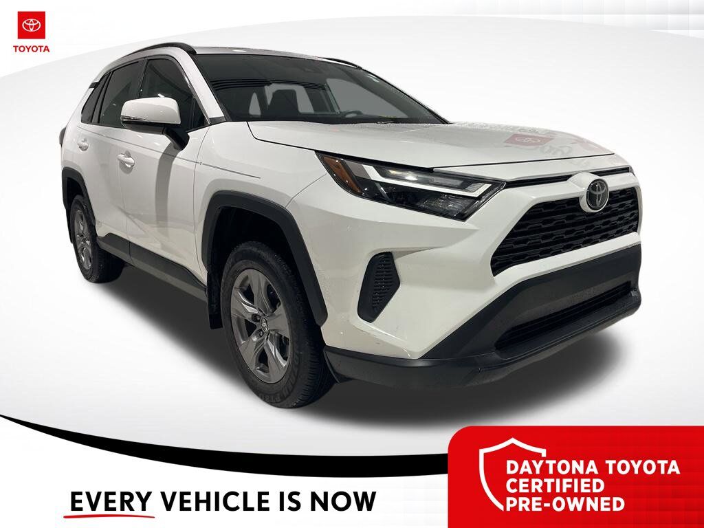 2024 Toyota RAV4 XLE — photo 1 of 13