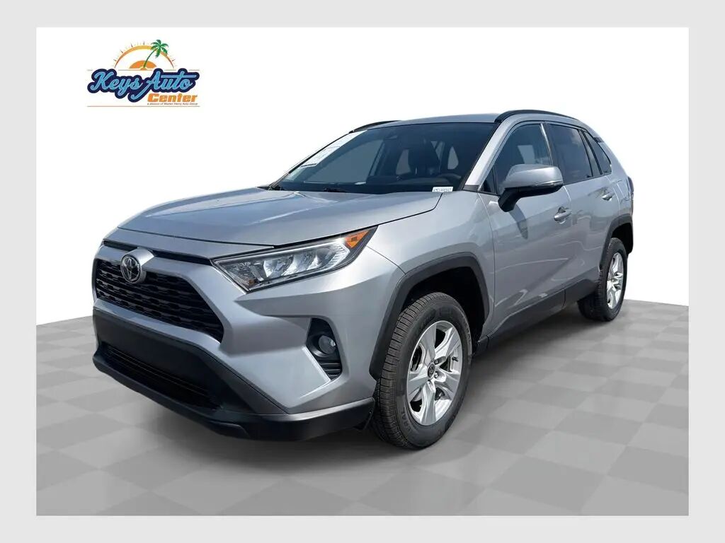 2021 Toyota RAV4 XLE — photo 1 of 13