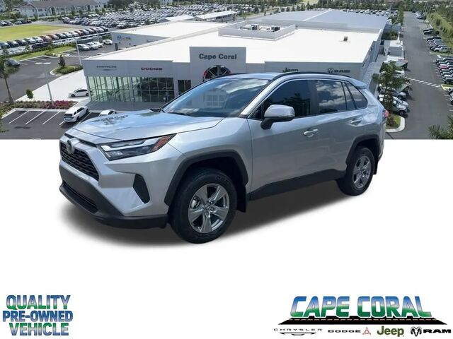 2025 Toyota RAV4 XLE