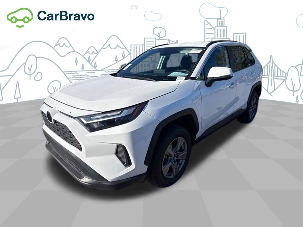 2025 Toyota RAV4 XLE — photo 1 of 7