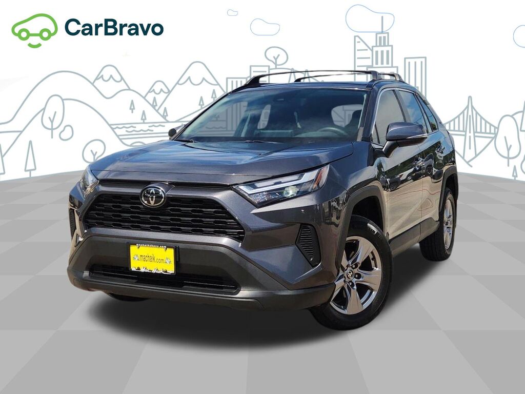 2023 Toyota RAV4 XLE — photo 1 of 6