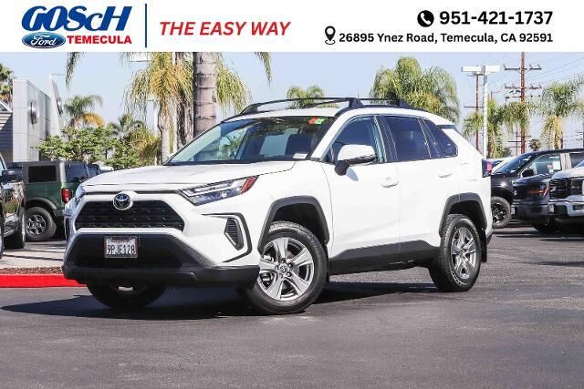 2024 Toyota RAV4 XLE
