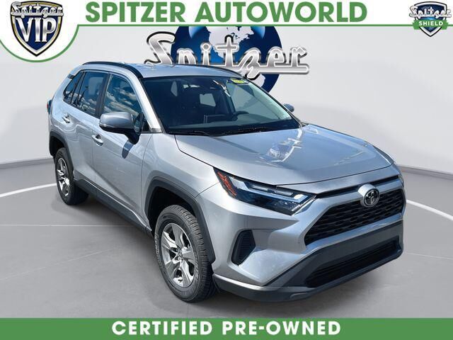 2024 Toyota RAV4 XLE — photo 1 of 13