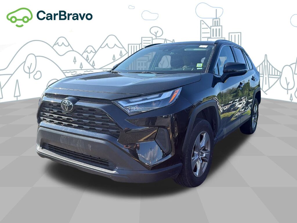 2025 Toyota RAV4 XLE — photo 1 of 6