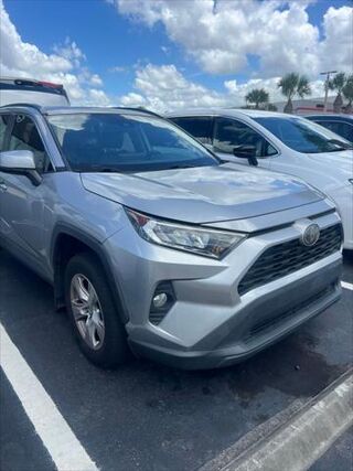 2020 Toyota RAV4 XLE
