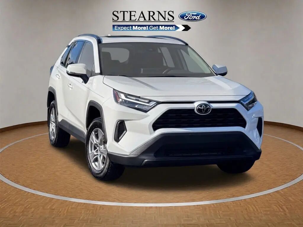 2024 Toyota RAV4 XLE — photo 1 of 13