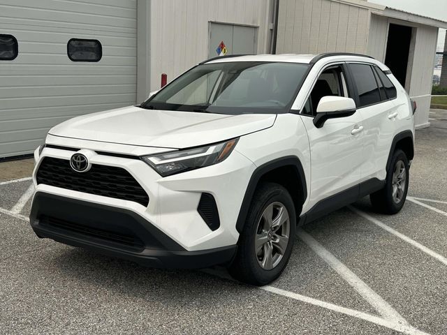 2024 Toyota RAV4 XLE — photo 1 of 13