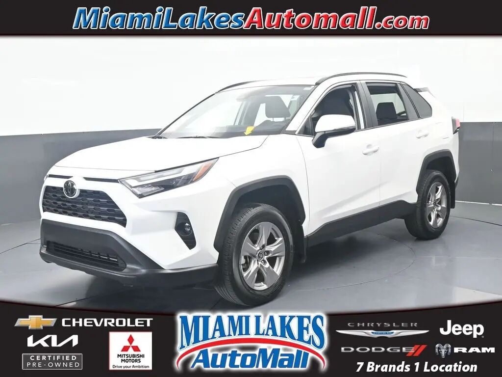 2025 Toyota RAV4 XLE — photo 1 of 13