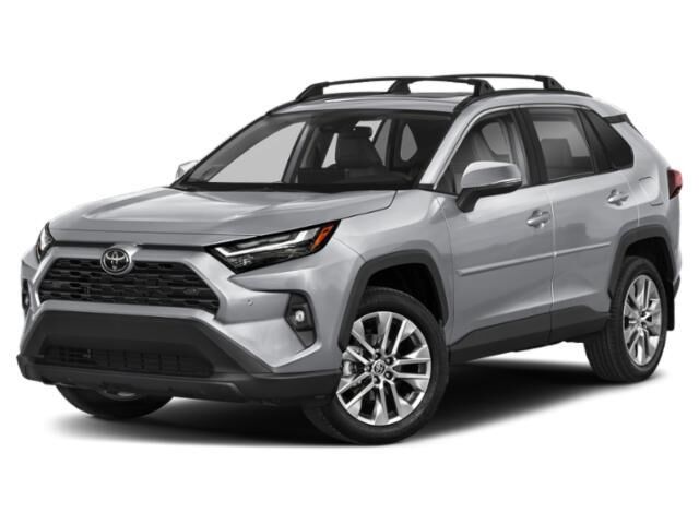 2025 Toyota RAV4 XLE — photo 1 of 16