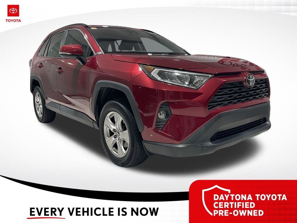 2021 Toyota RAV4 XLE — photo 1 of 13