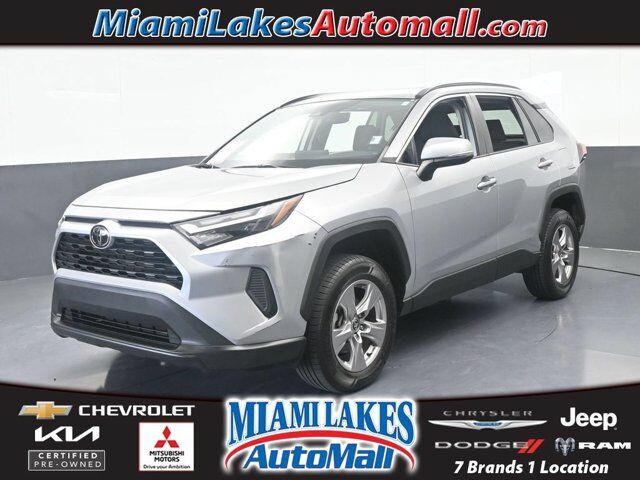 2022 Toyota RAV4 XLE