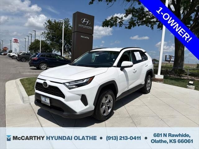 2024 Toyota RAV4 XLE — photo 1 of 26