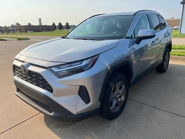 2024 Toyota RAV4 XLE — photo 1 of 26