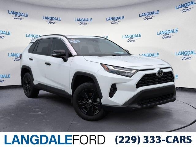 2025 Toyota RAV4 XLE — photo 1 of 39