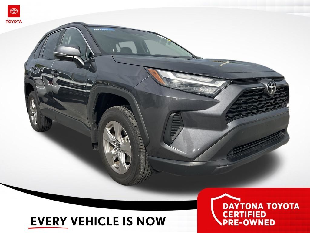 2025 Toyota RAV4 XLE — photo 1 of 10