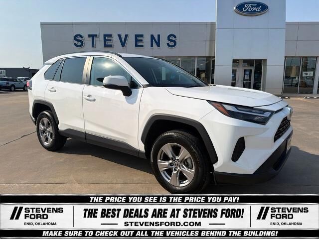2025 Toyota RAV4 XLE — photo 1 of 26