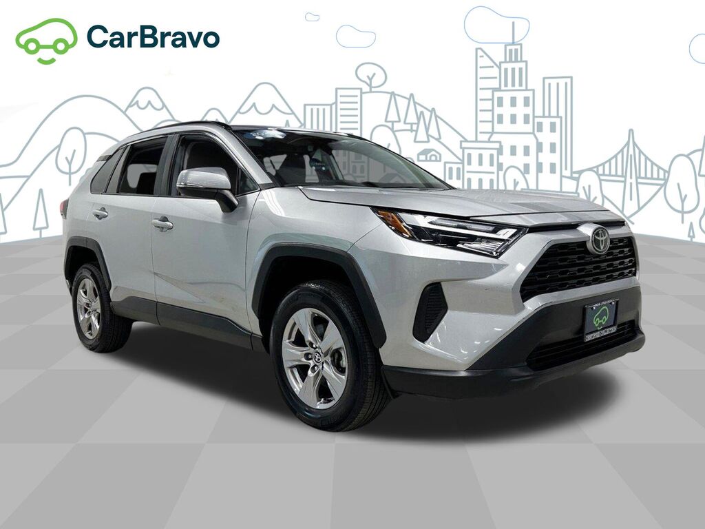 2025 Toyota RAV4 XLE — photo 1 of 6