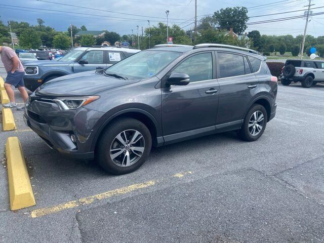 2018 Toyota RAV4 XLE — photo 1 of 1