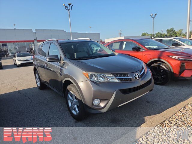2013 Toyota RAV4 XLE — photo 1 of 1