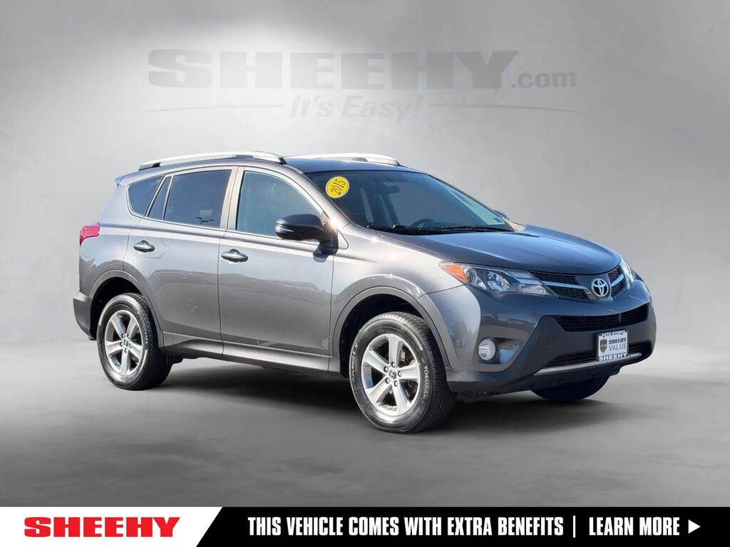 2015 Toyota RAV4 XLE — photo 1 of 13