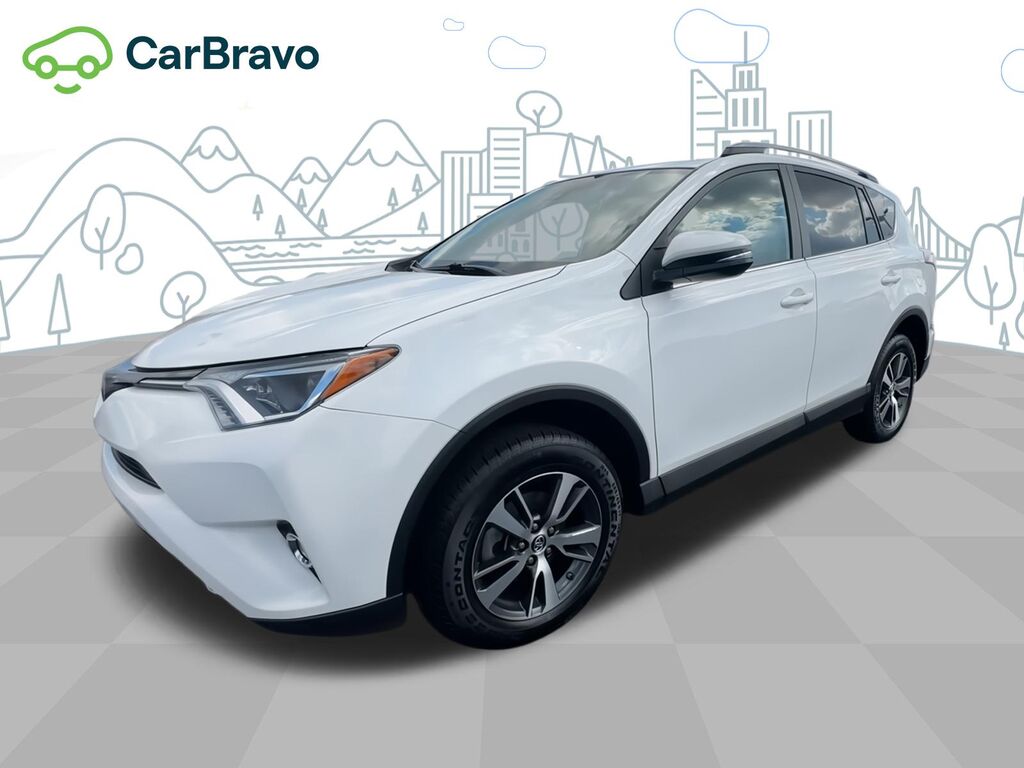 2018 Toyota RAV4 XLE — photo 1 of 6