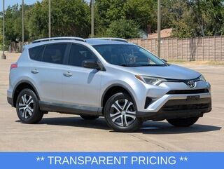 2016 Toyota RAV4 LE — photo 1 of 12