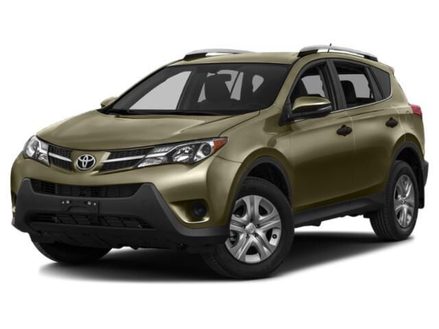 2015 Toyota RAV4 LE — photo 1 of 13