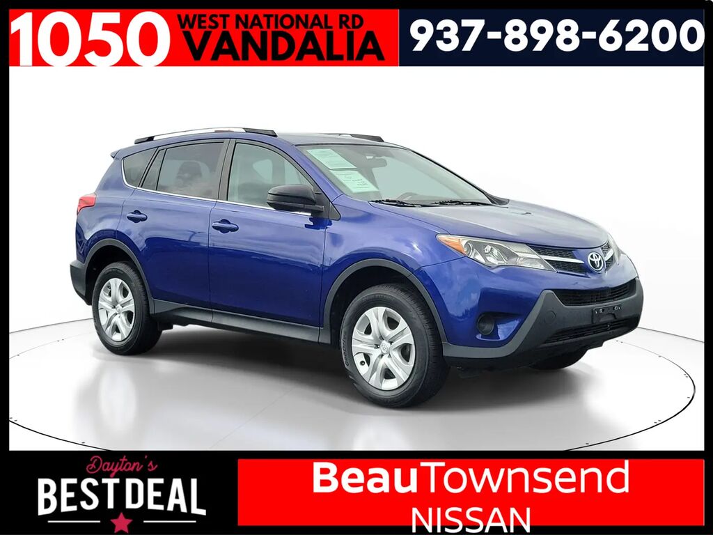 2015 Toyota RAV4 LE — photo 1 of 27