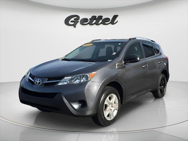 2015 Toyota RAV4 LE — photo 1 of 26