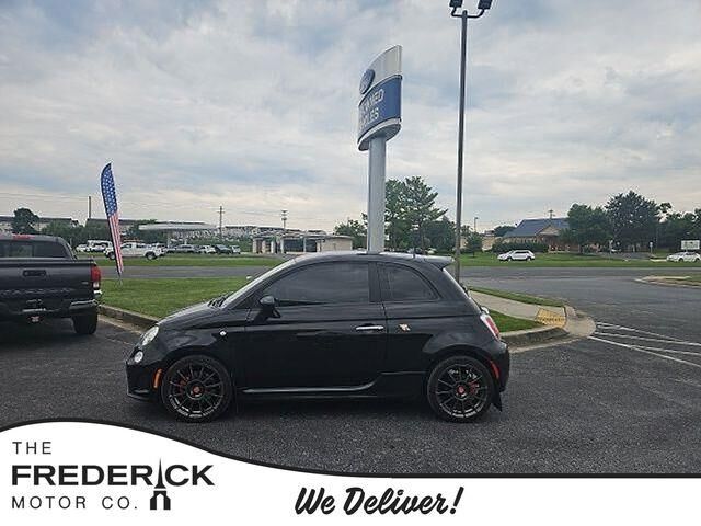 2013 FIAT 500 Abarth — photo 1 of 8