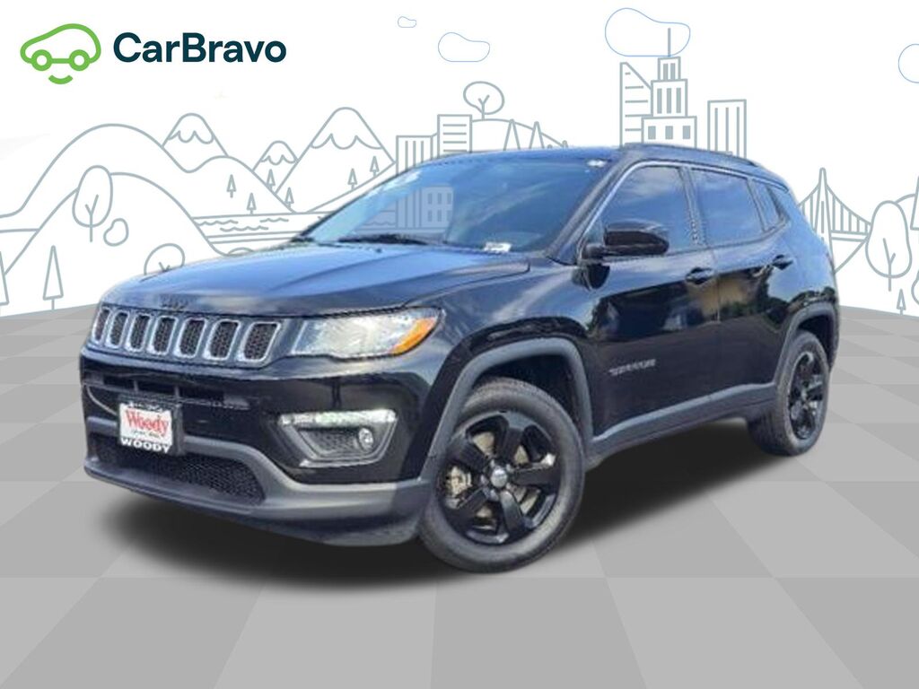 2018 Jeep Compass Latitude — photo 1 of 7