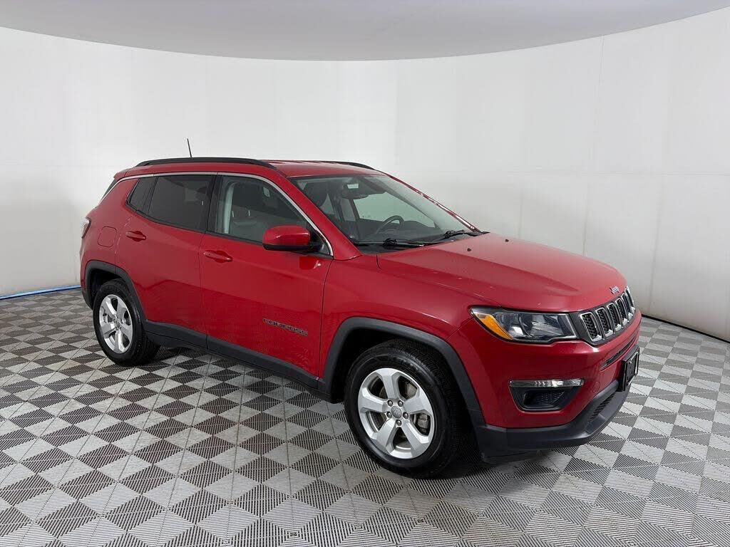 2021 Jeep Compass Latitude — photo 1 of 1