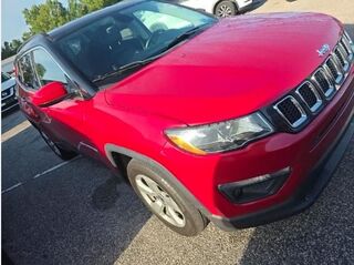 2018 Jeep Compass Latitude — photo 1 of 14