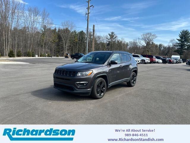 2018 Jeep Compass Latitude — photo 1 of 26
