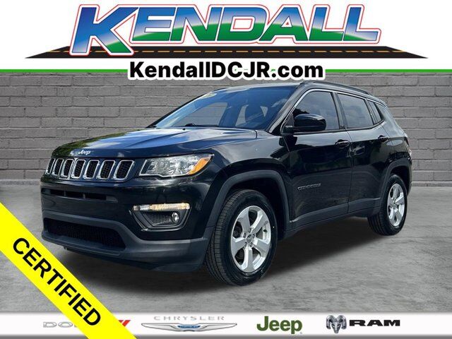 2020 Jeep Compass Latitude — photo 1 of 14