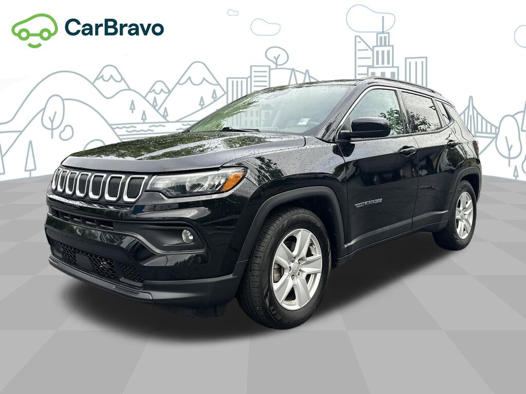 2022 Jeep Compass Latitude FWD — photo 1 of 6